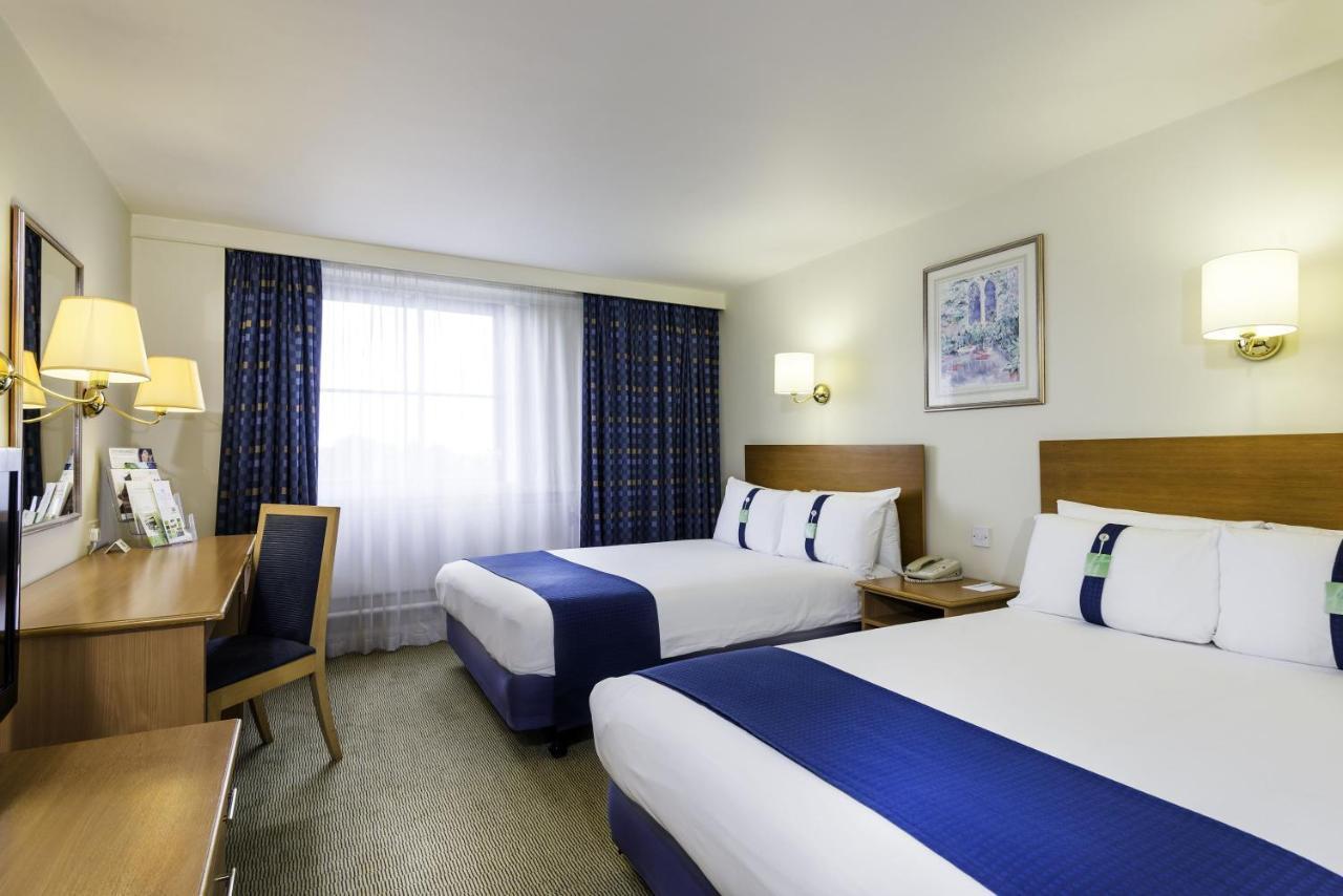 Holiday Inn London Brent Cross, An Ihg Hotel Exterior foto