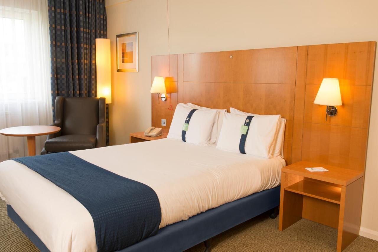 Holiday Inn London Brent Cross, An Ihg Hotel Exterior foto