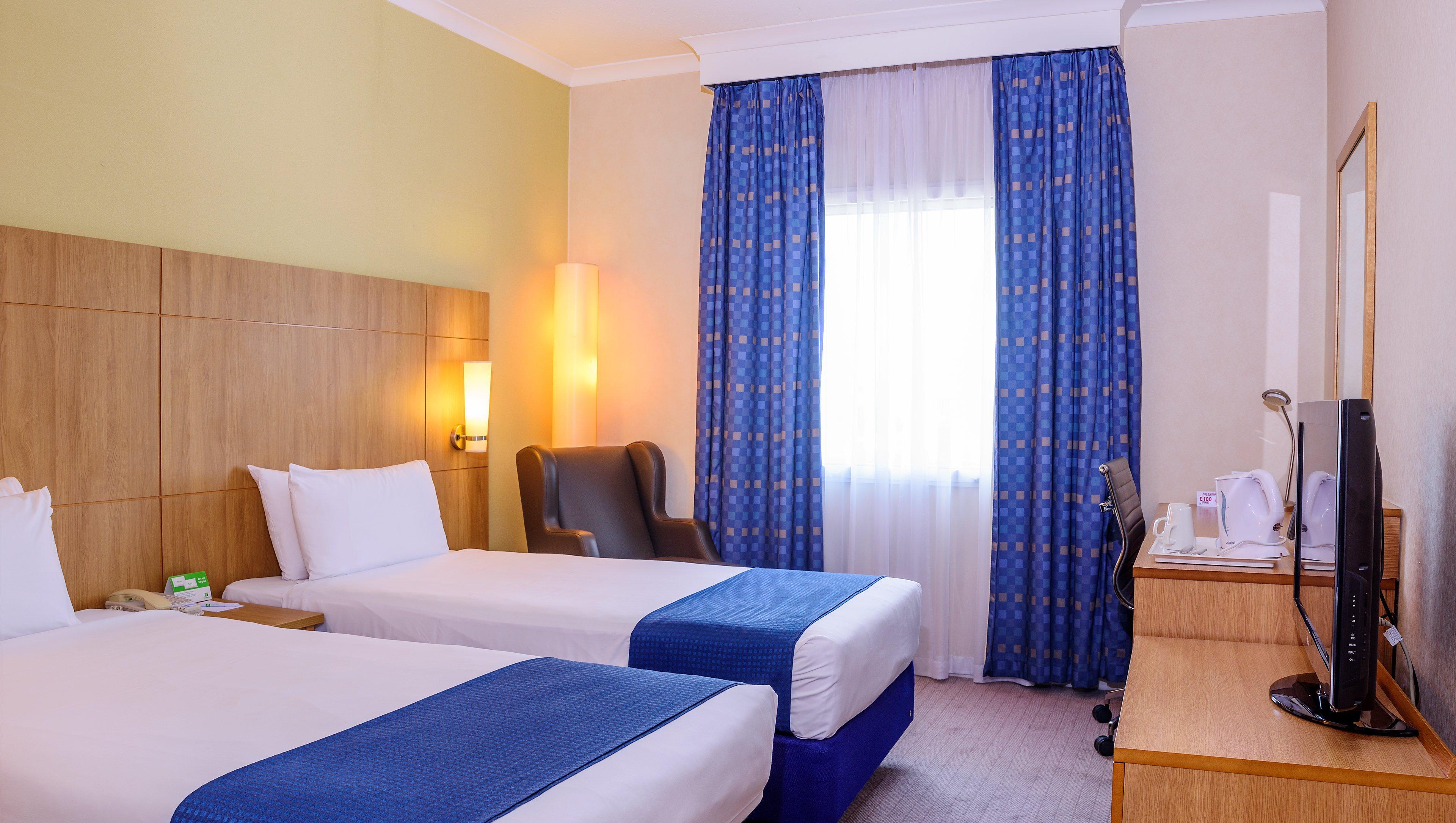 Holiday Inn London Brent Cross, An Ihg Hotel Exterior foto