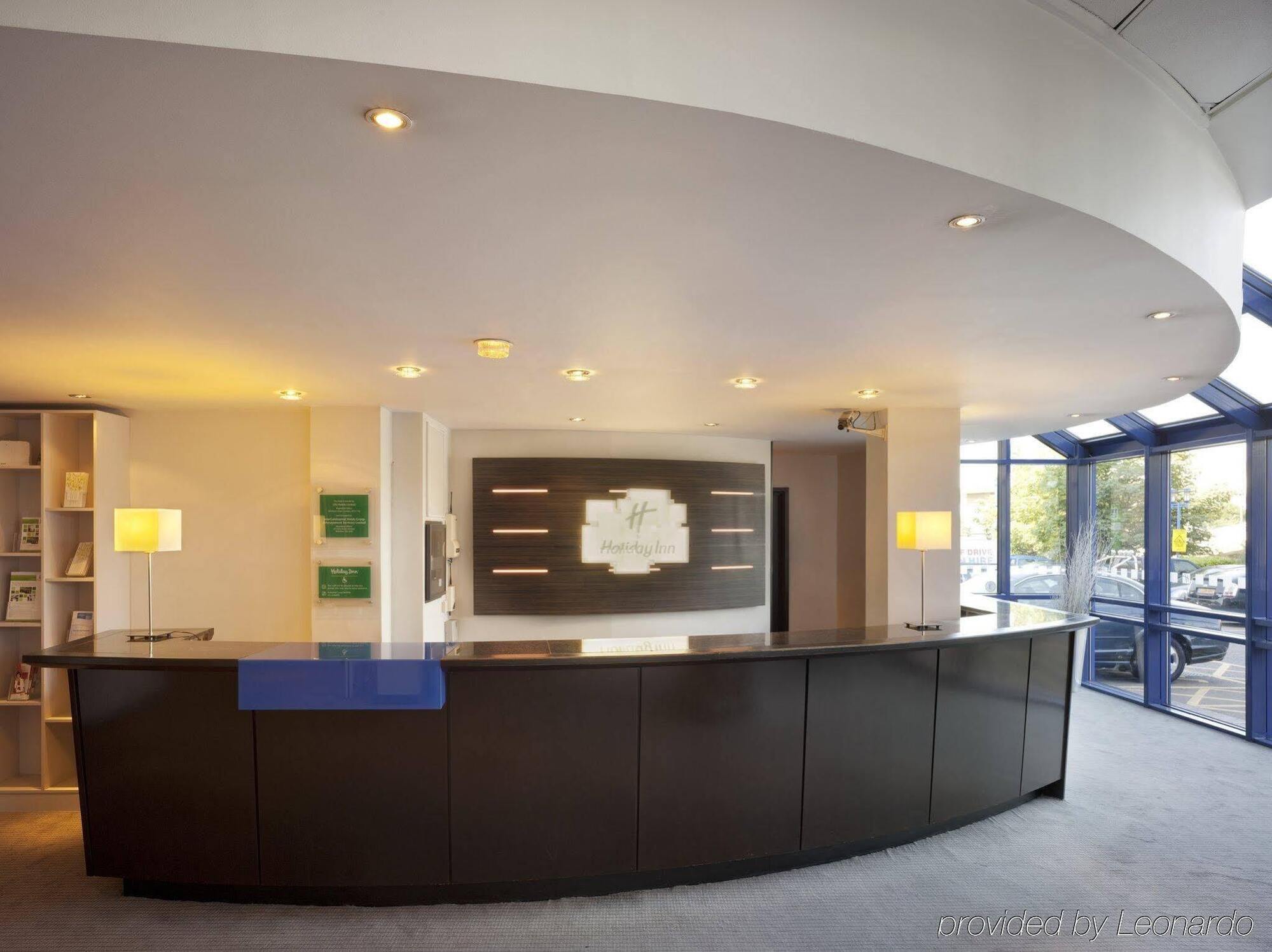 Holiday Inn London Brent Cross, An Ihg Hotel Exterior foto